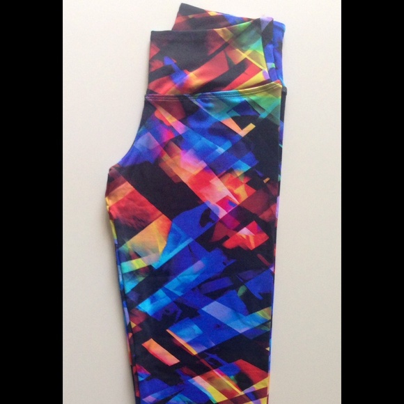 Yoga leggings with tags