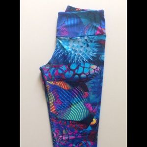 Yoga leggings new with tags