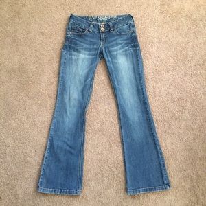 💛Refuge Pop Starlet flare jeans💛