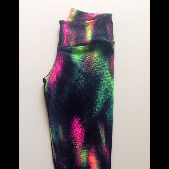 Yoga leggings new with tags