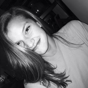 Meet your Posher, Bella