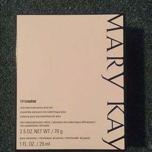 Mary Kay Microderm exfoliating face wash