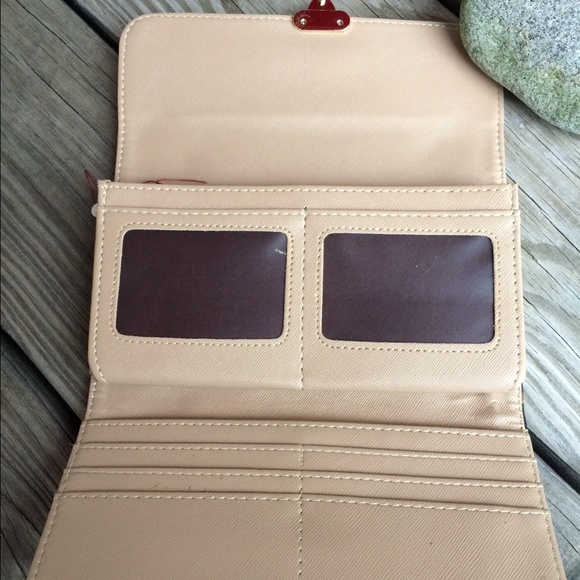 Wallet - Picture 2 of 2