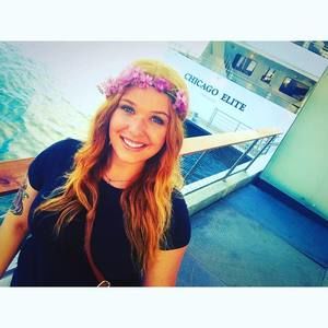 Meet your Posher, Hannah robert