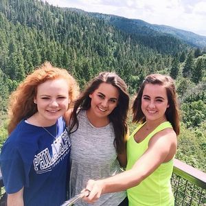 Meet your Posher, Curry