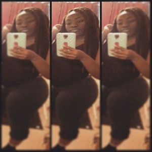 Meet your Posher, Alphanette