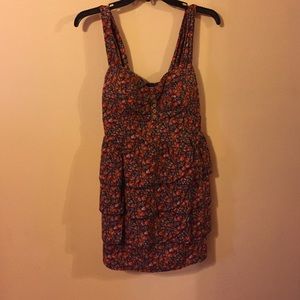 ⬇️✨PRICE DROP! Overall floral & Ruffles dress