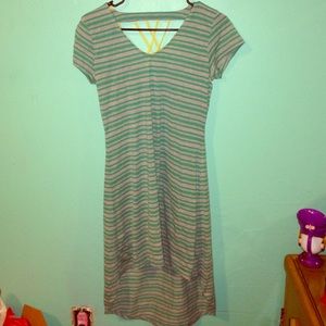 Sea green & gray high-low dress w yellow accents