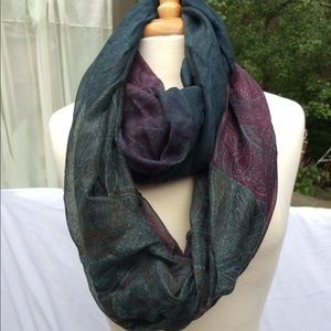 Infinity scarf