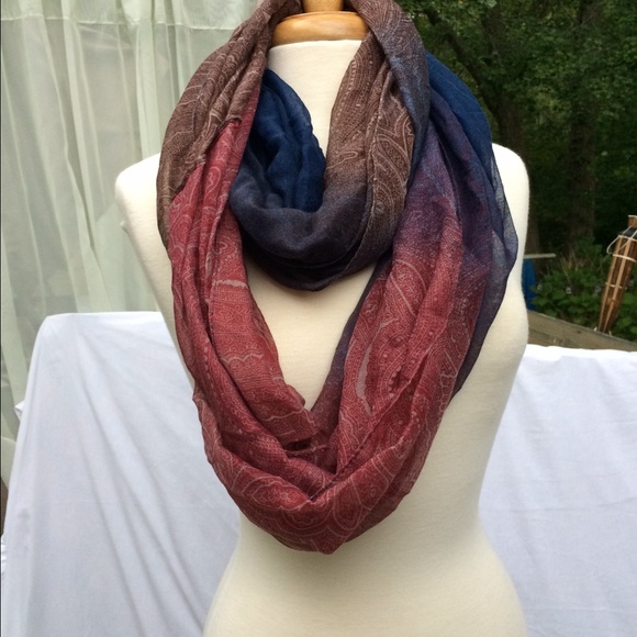 Infinity scarf
