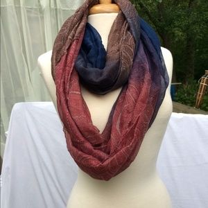 Infinity scarf