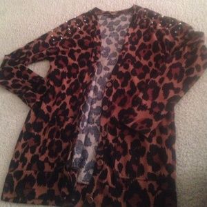 Cheatah cardigan with studs