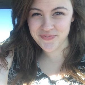 Meet your Posher, Jillian