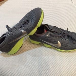 NWOT Nike zoom, women's size 8, NWOT