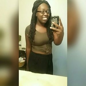 Meet your Posher, Jamesha