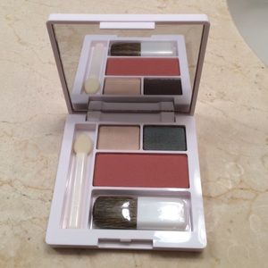 Clinique eyeshadow and blush
