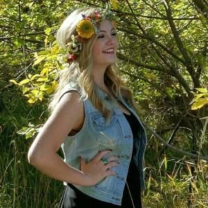 Meet your Posher, Haylee
