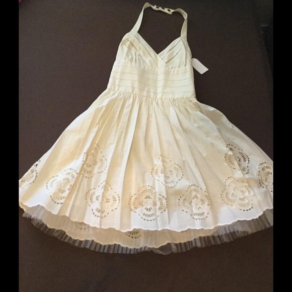 Jessica Simpson - Picture 3 of 4