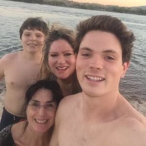 Meet your Posher, Cole