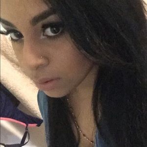 Meet your Posher, Sarahi