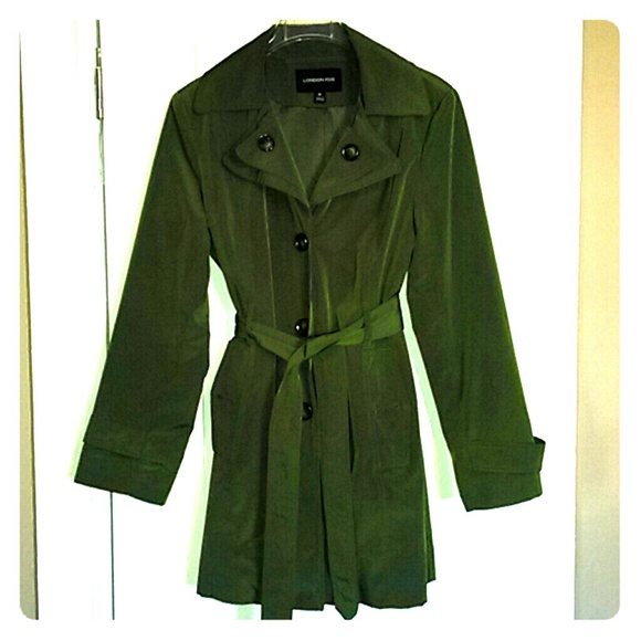 🍀🍀Lucky Green London Fog Coat🍀🎰