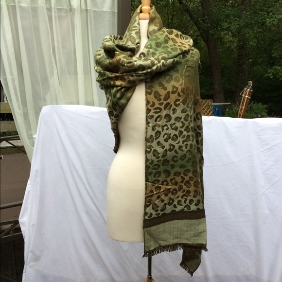 Wrap - Picture 1 of 1