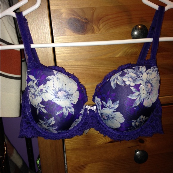 Victoria's Secret bra