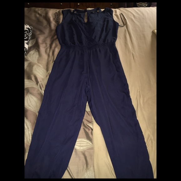 Navy blue jumpsuit!!