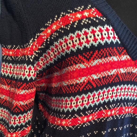 Faded Glory Winter style sweater - Picture 3 of 3