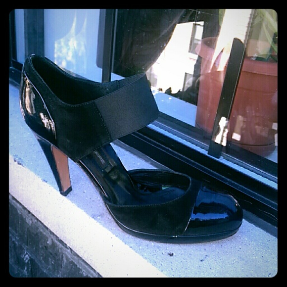 pied a terre Shoes - Spanish Platform Heels