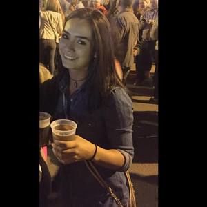 Meet your Posher, Cecy