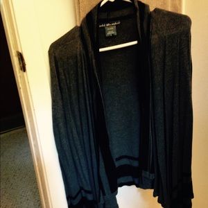 Gray and black tunic sweater