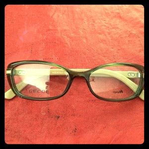 Gucci eye glasses cat eye look