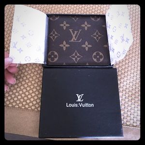 Men's brown and tan wallet