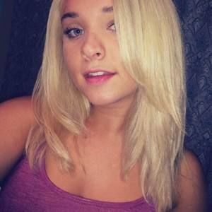 Meet your Posher, Elise