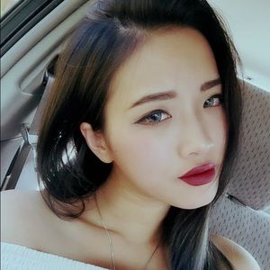 Meet your Posher, Queenie