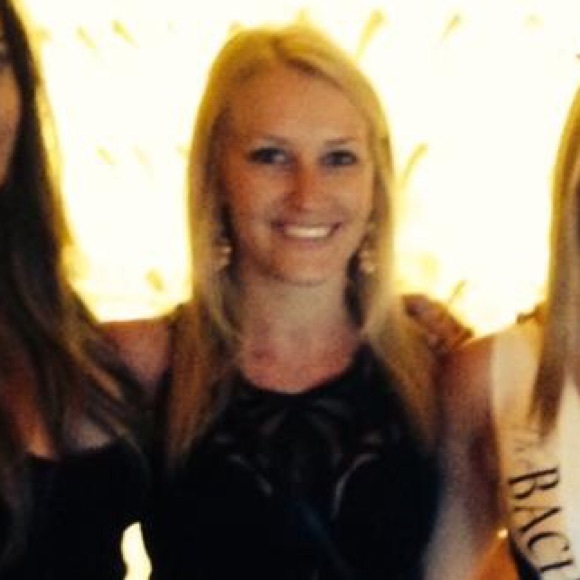 Meet your Posher, Dana - Picture 1 of 1