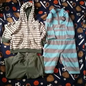 2 pairs Carter's for Boy