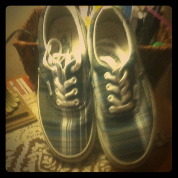 BLUE PLAID VANS