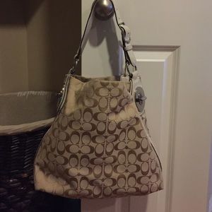 Beige Coach tote