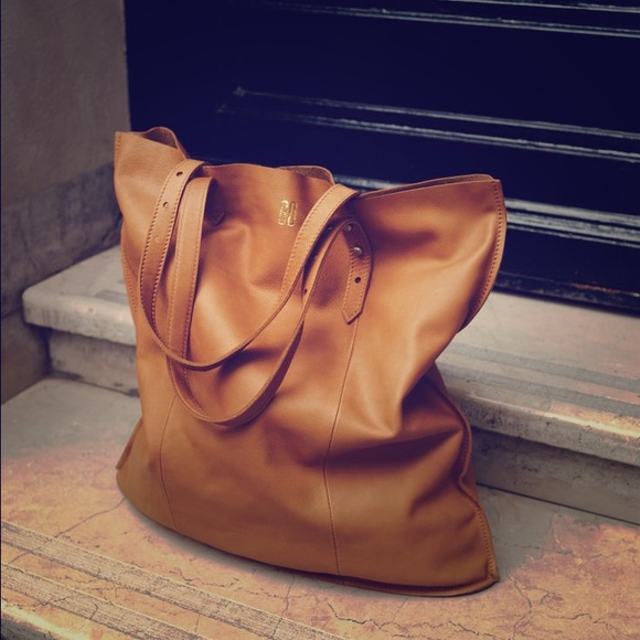 Madewell Handbags - Madewell Mccarren Tote