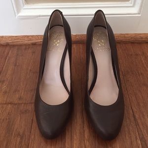 Vince Camuto chocolate brown leather pumps