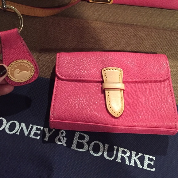 Dooney & Bourke Pebble leather handbag w/ extras! - Picture 3 of 3