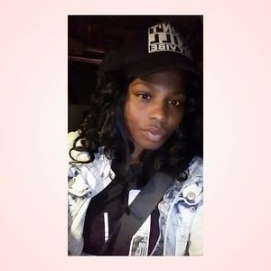 Meet your Posher, Kiera