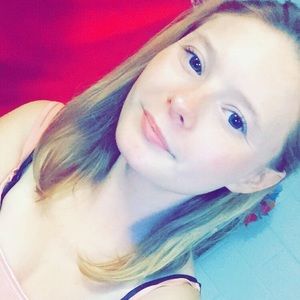 Meet your Posher, Kendra