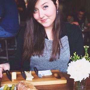 Meet your Posher, Danielle