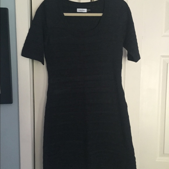 CALVIN KLEIN gray wool short sleeve sweater dress