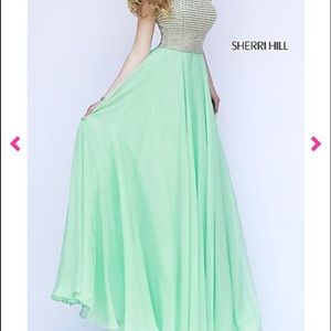 Sherri Hill Seafoam Size 6