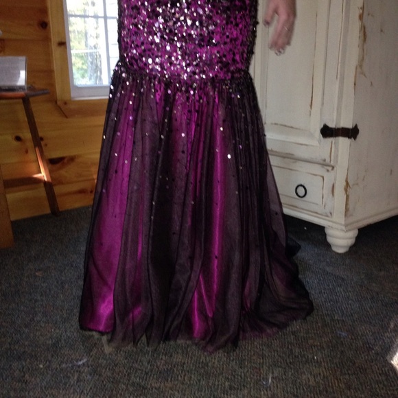 Deep purple sequined prom dress!! WORN ONCE! - Picture 3 of 4