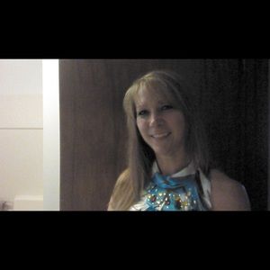 Meet your Posher, Angie